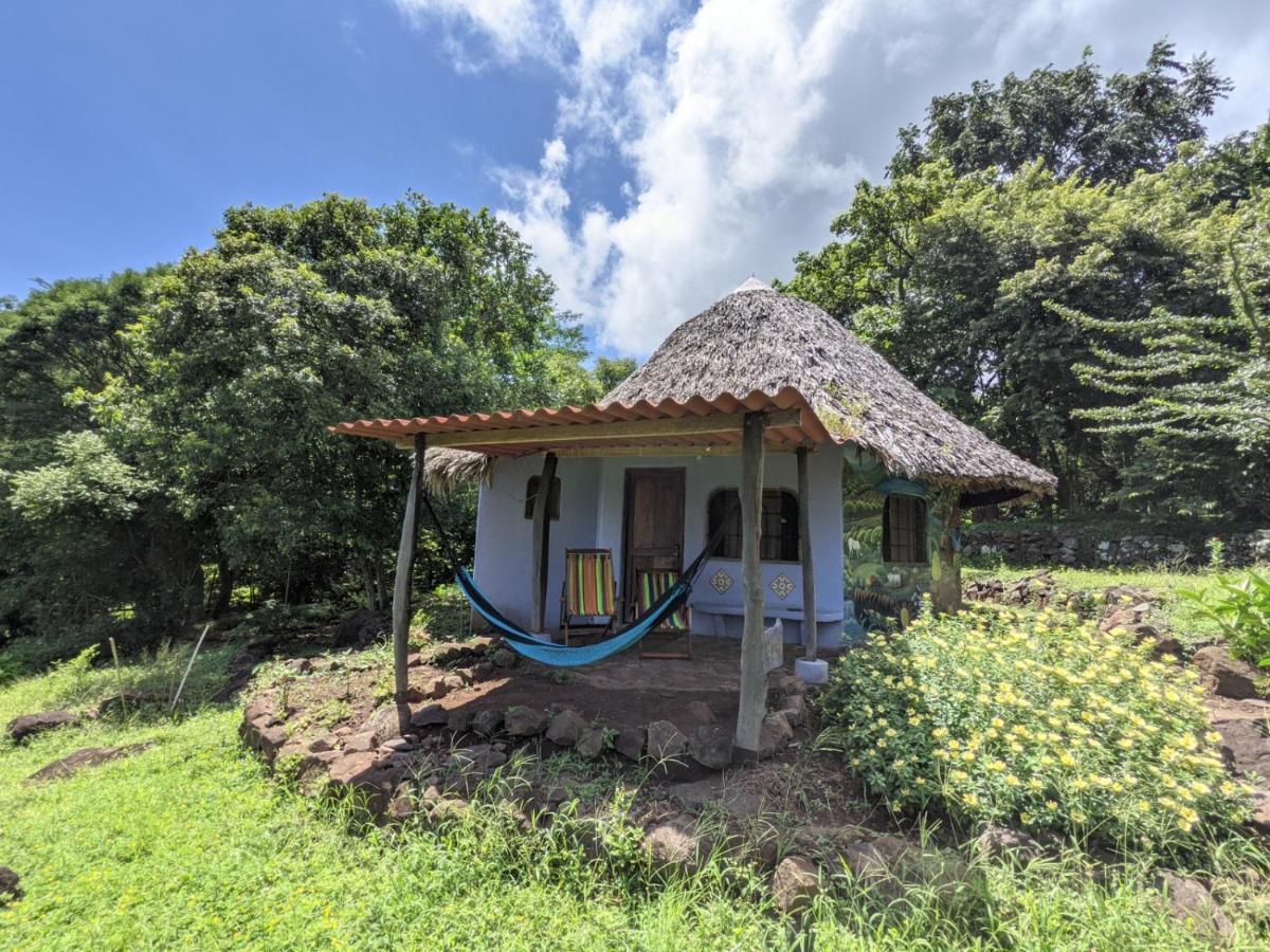 Finca Del Sol Eco Lodge Santa Cruz Exterior photo